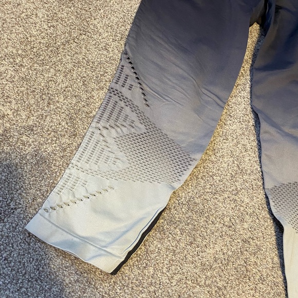 Pink Ombré Leggings - Picture 2 of 5